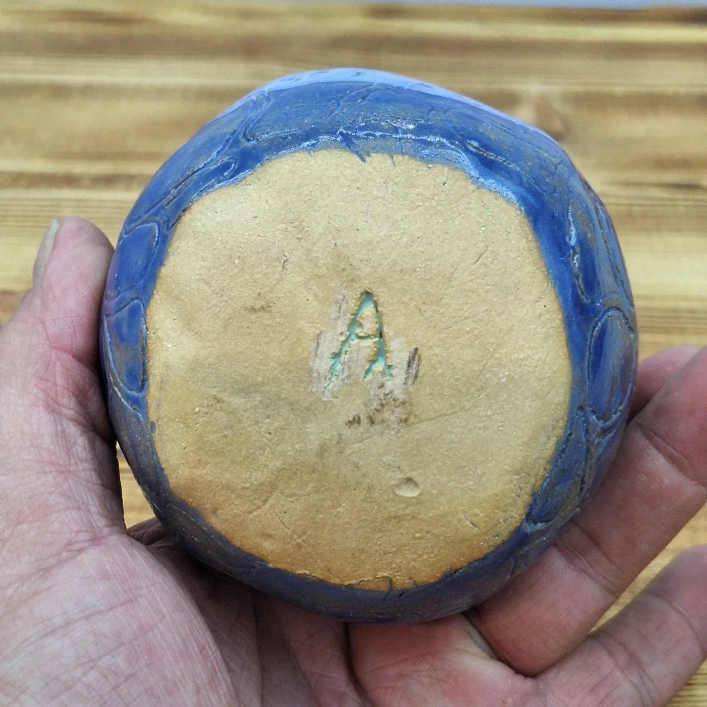 Art Pottery Kitschy 3